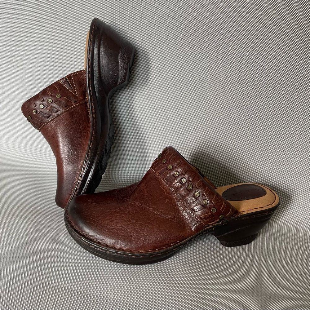 Comfortiva Brown Genuine Leather Clogs NEW Women’s Size 11W
